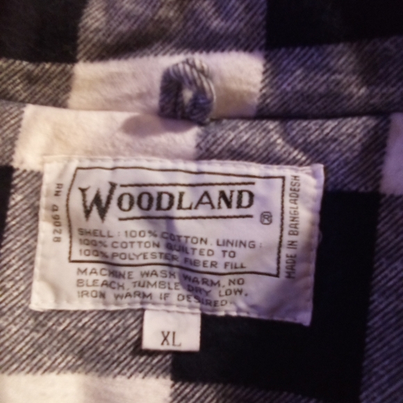 Woodland vest - Picture 3 of 3